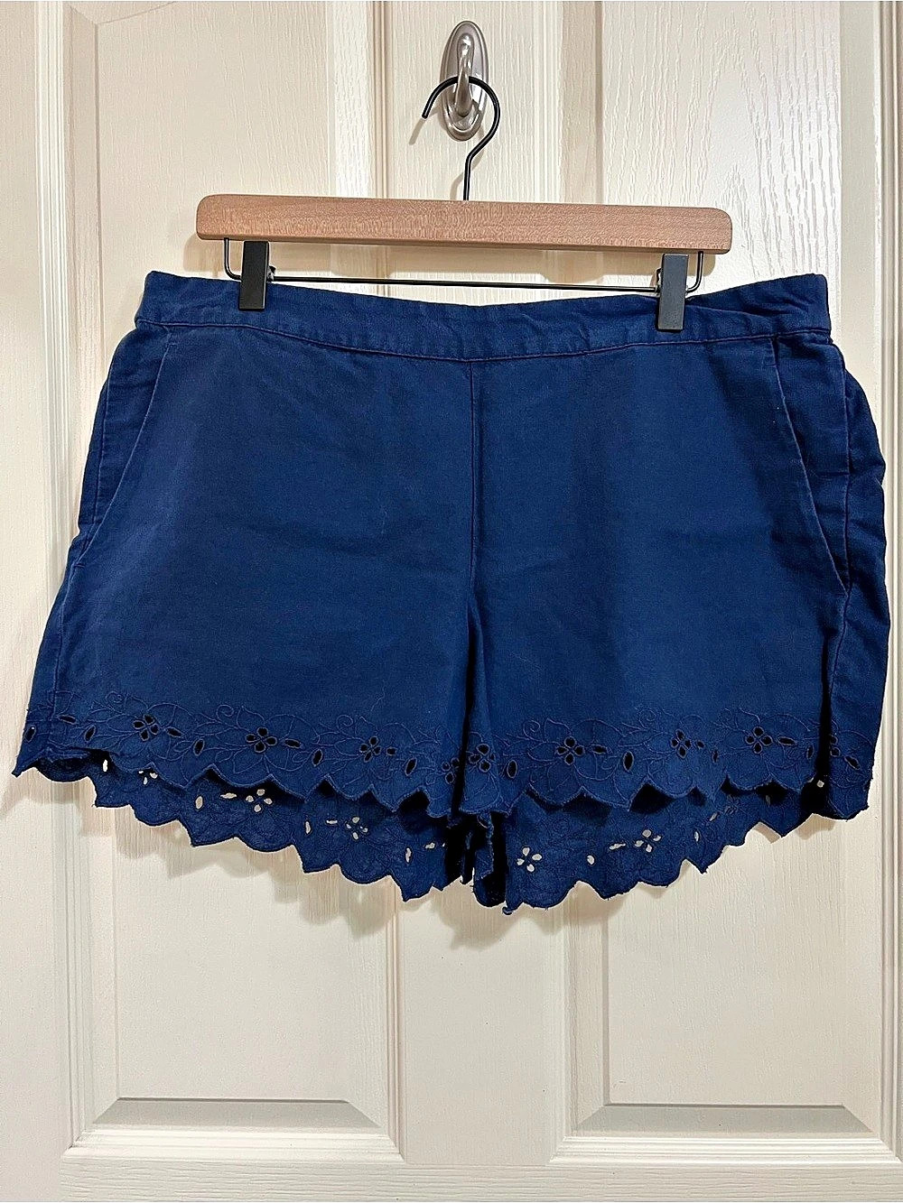 A New Day Floral Eyelet Shorts